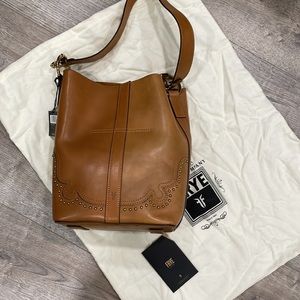 Frye Ilana Western Bucket bag